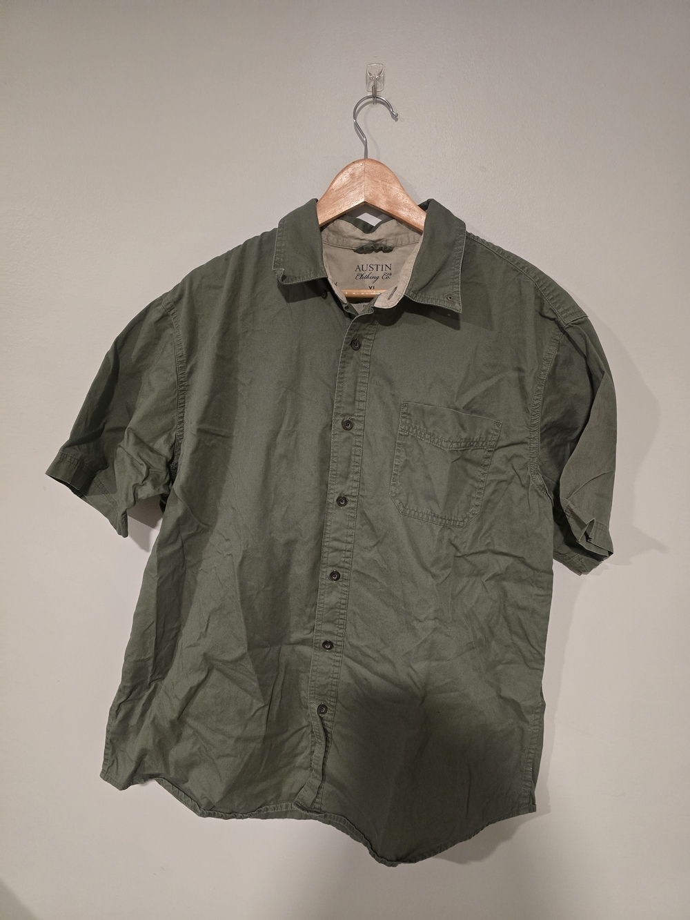 Austin Clothing Co. Olive Short-Sleeve Button-Down Shirt